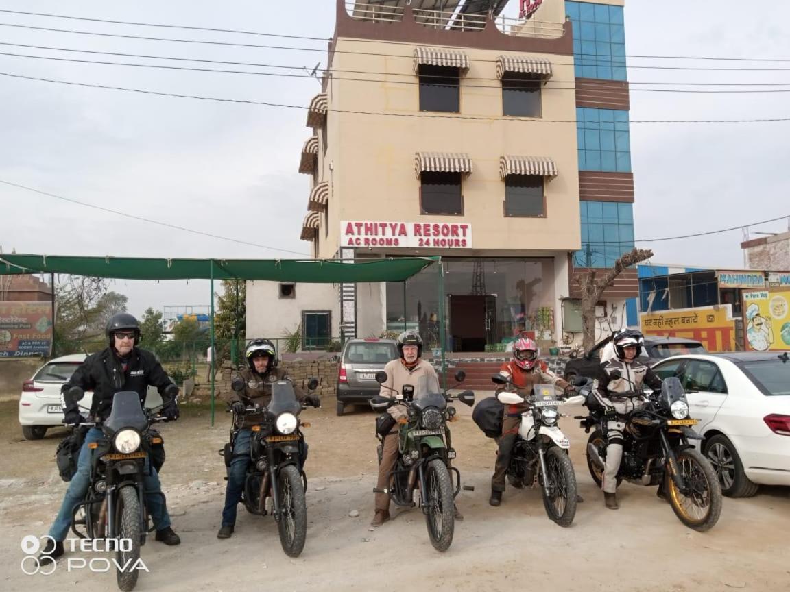 Athitya Hotel And Resort Sikar Номер фото